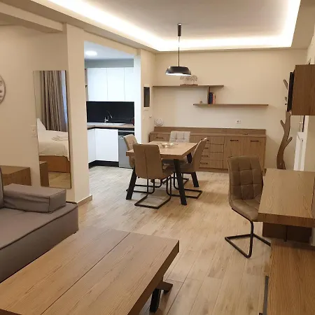 Olive Deluxe Karditsa