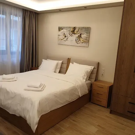 Olive Deluxe Karditsa